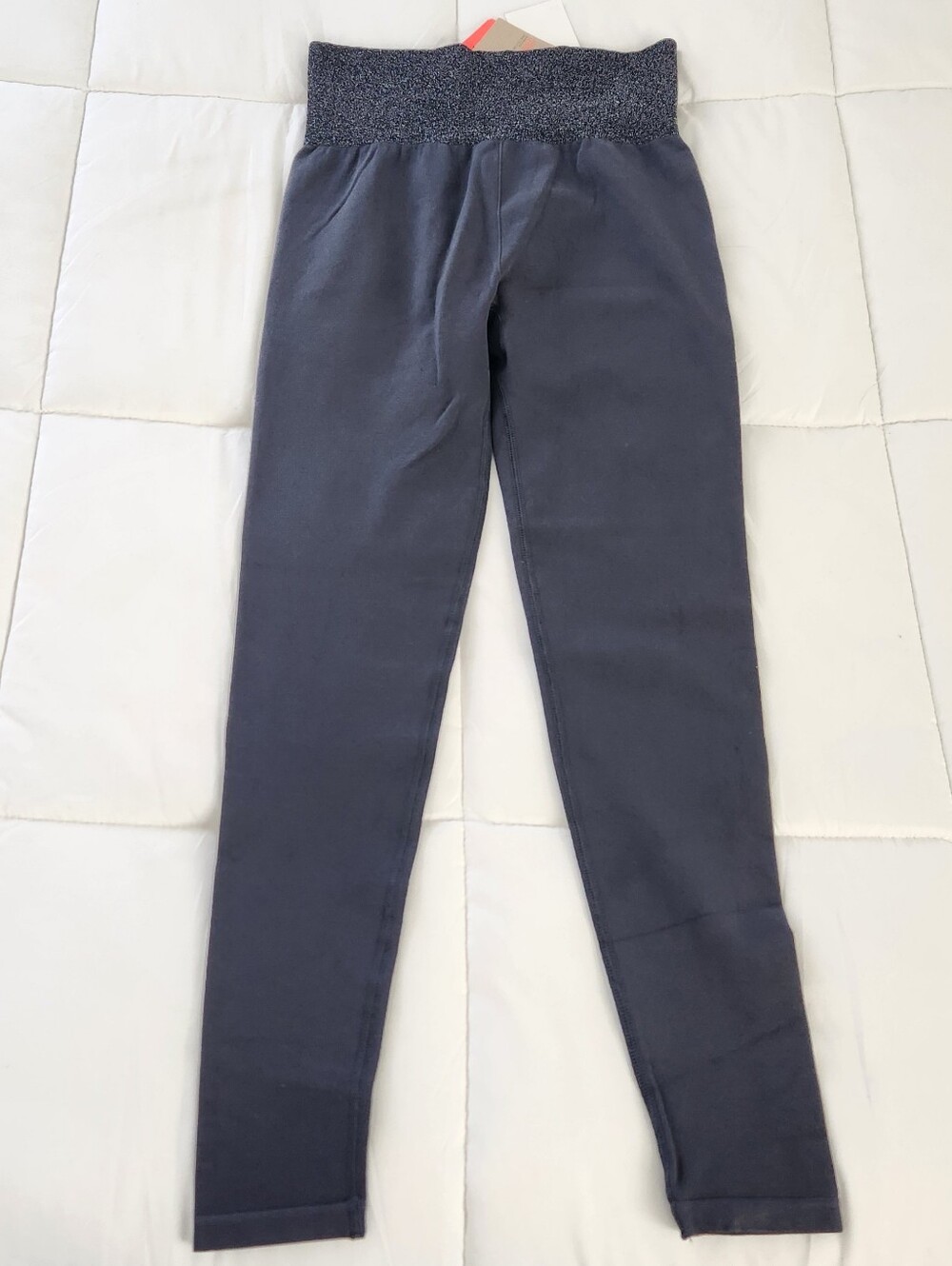 NWT H&M Sport Gray Leggings Size Small with Metallic Silver Waistband